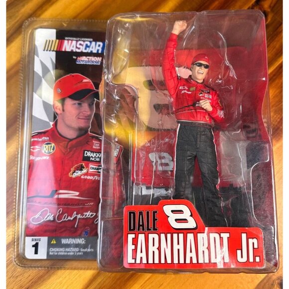 2003 ACTION MCFARLANE SERIES 1 NASCAR ACTION FIGURE DALE EARNHARDT JR #8 b3 NIB - Picture 1 of 5